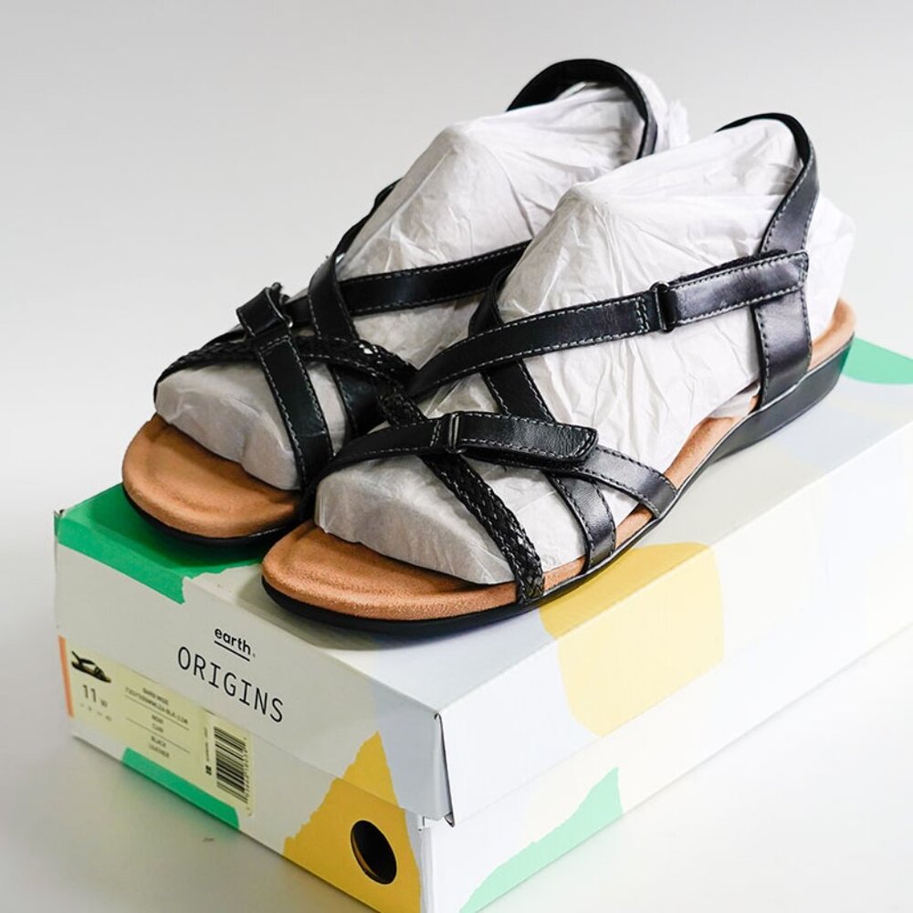 Earth Origins Wide Width Barb Sandals, Slip Resistant, size 11